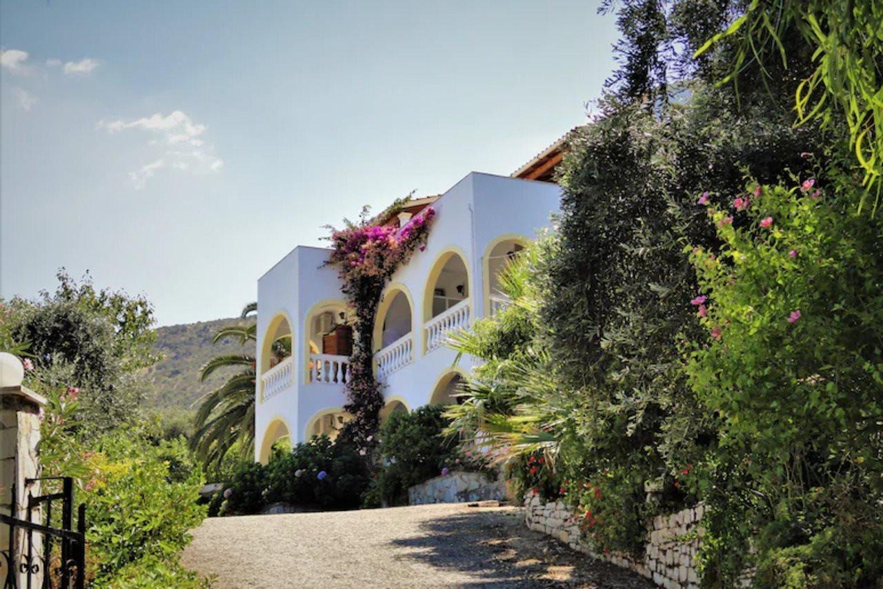Dionysos Apartments Apraos Buitenkant foto