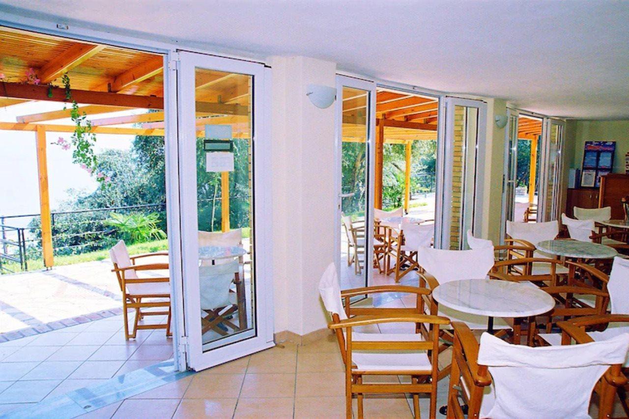 Dionysos Apartments Apraos Buitenkant foto