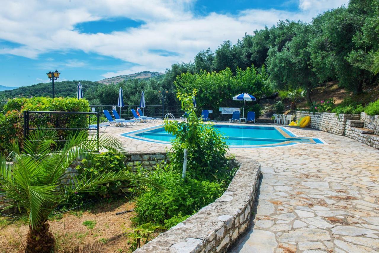 Dionysos Apartments Apraos Buitenkant foto