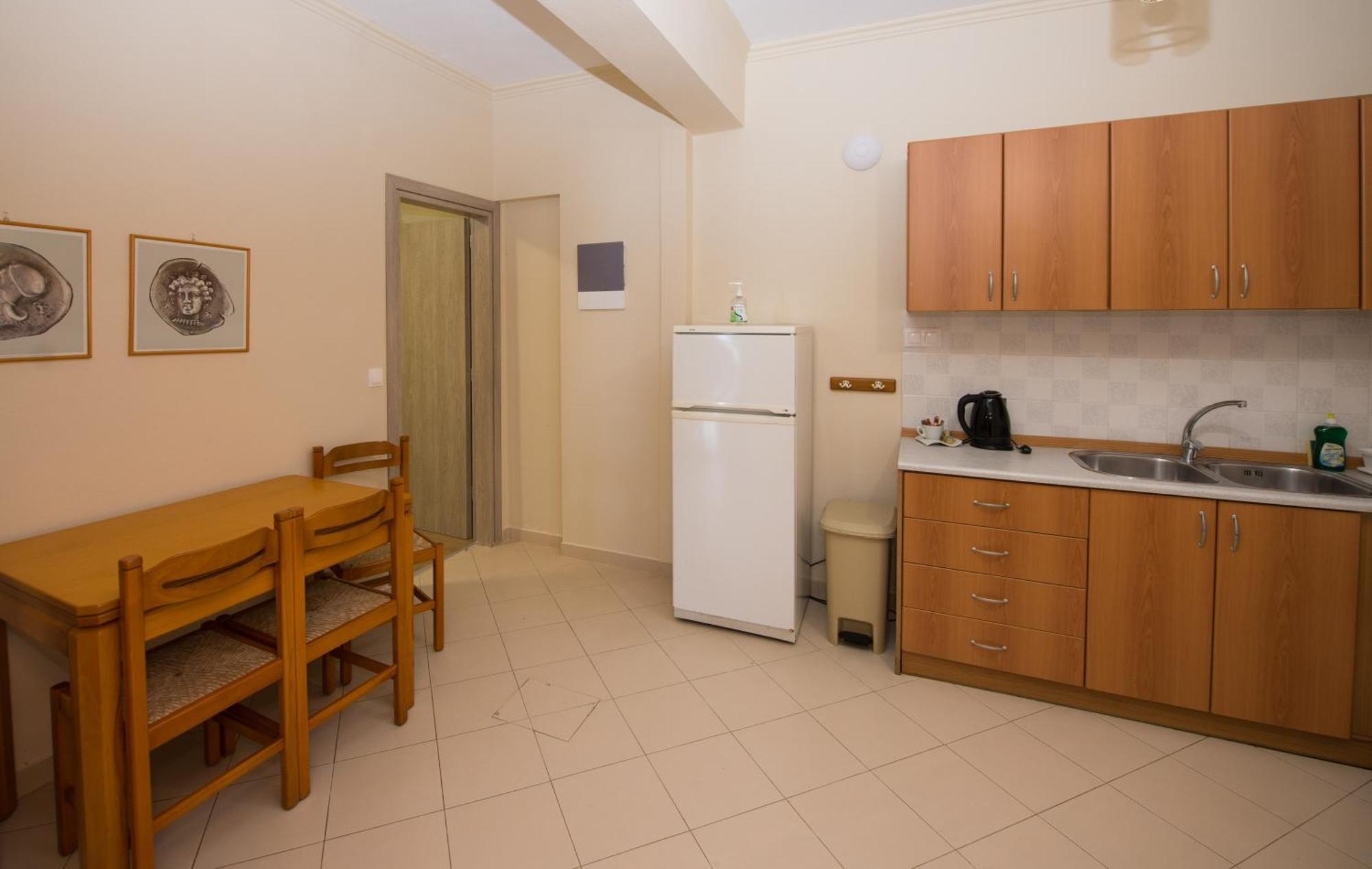 Dionysos Apartments Apraos Kamer foto