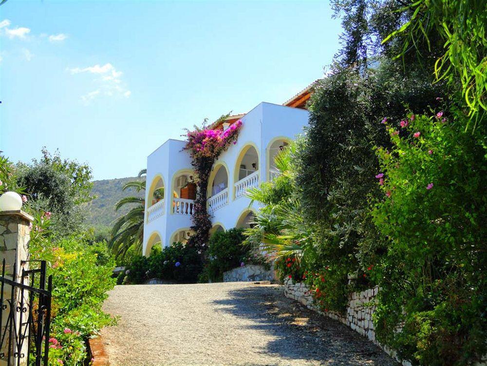 Dionysos Apartments Apraos Buitenkant foto