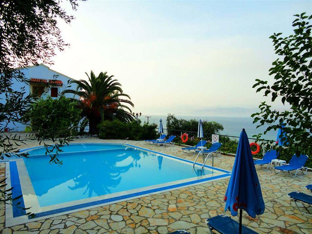 Dionysos Apartments Apraos Buitenkant foto
